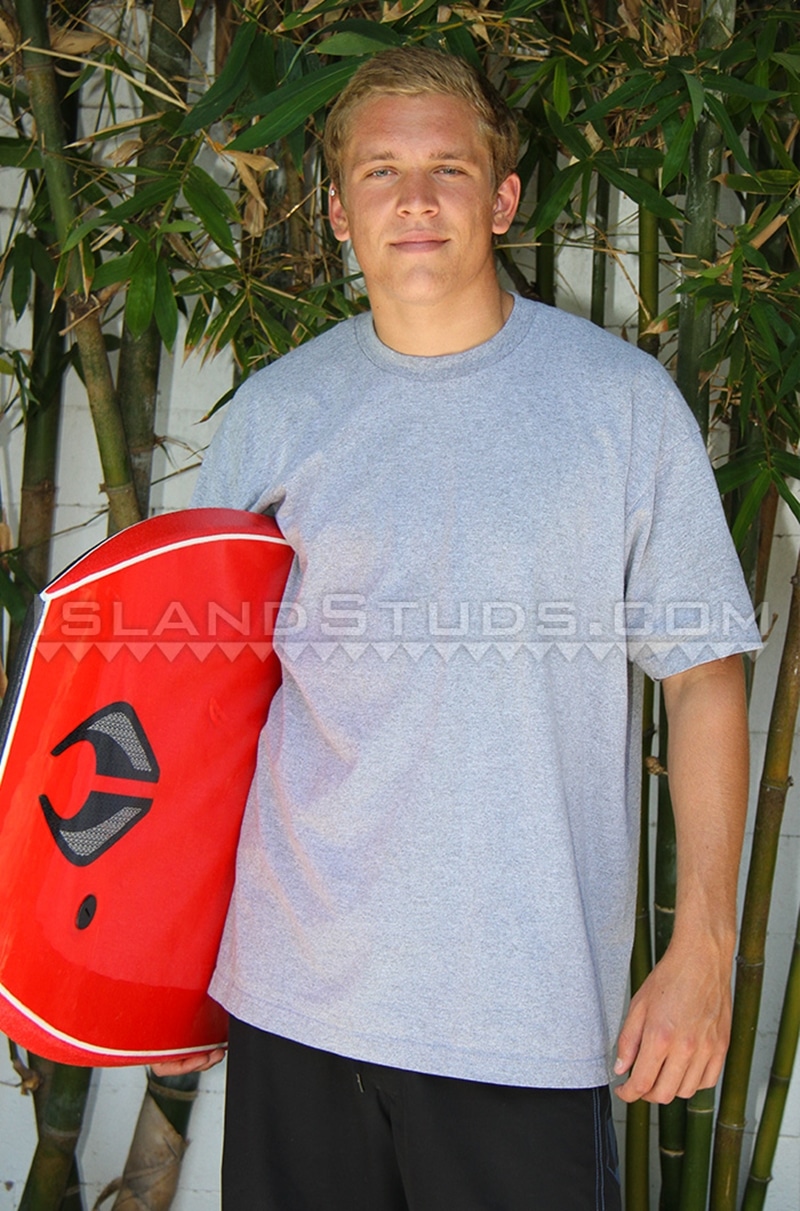 Island-Studs-Honolulu-Cal-young-man-gym-sculpted-abs-hairless-Asian-athletic-bubble-butt-jerks-off-002-male-tube-red-tube-gallery-photo